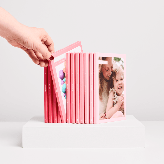 Perfect bound book binding using PUR adhesive